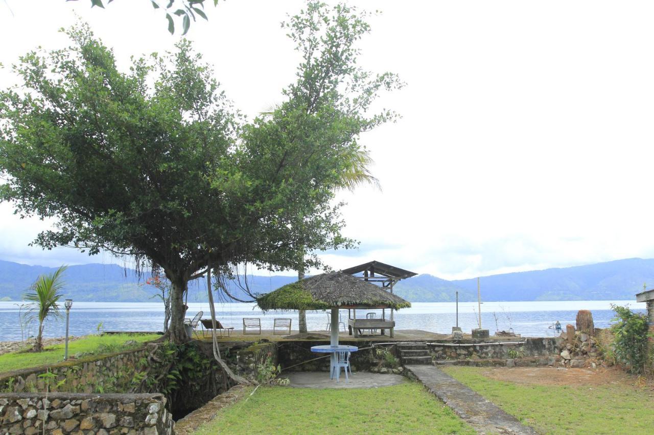 Sony Cottage Samosir Island エクステリア 写真
